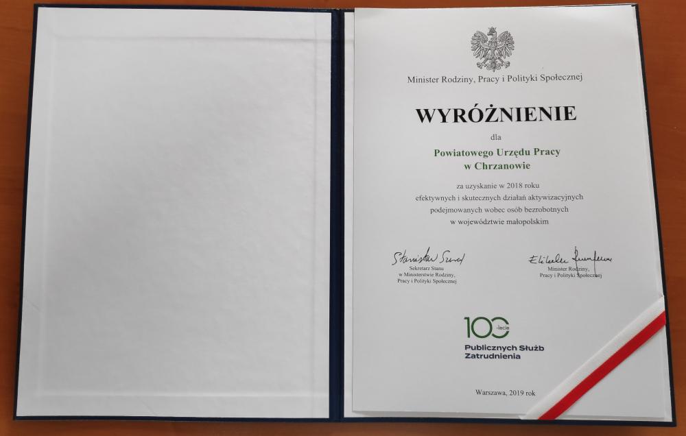 Zdjęcie galerii artykułu: Wyróżnienie dla Powiatowego Urzędu Pracy w Chrzanowie - Wyróżnienie dla Powiatowego Urzędu Pracy w Chrzanowie